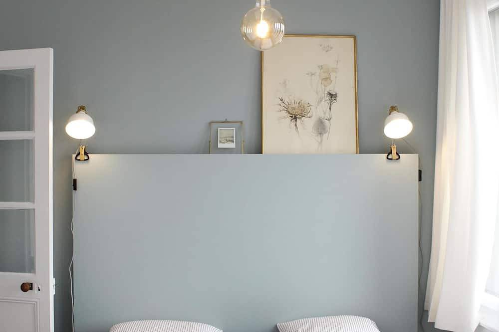 Dorfhaus mit Freiflächen inkl. Terrasse mit Meerblick-Parkplatz (*) in La Flotte, Ile de Re