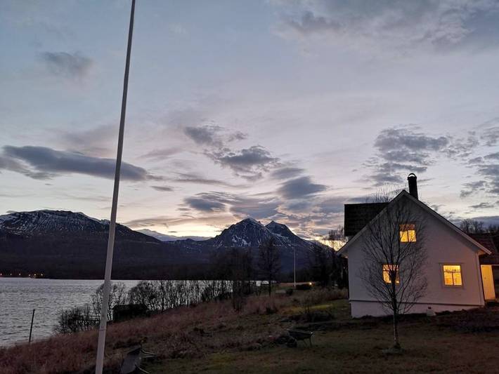 Ferienhaus für 8 Personen, mit Garten und Ausblick sowie Sauna in Tromsø - 3