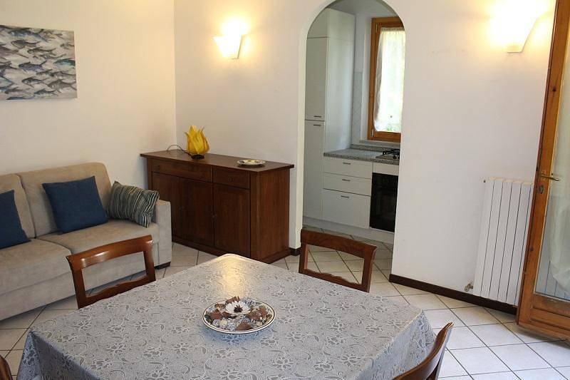 Appartement entier, Grazioso trilocale con giardino in centro in Sirolo, Riviera del Conero