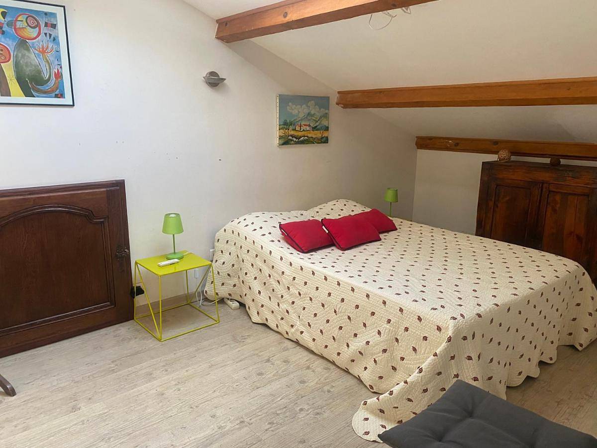 Appartement entier, Loue appartement avec jardin in Alba-la-Romaine, Privas (arrondissement)
