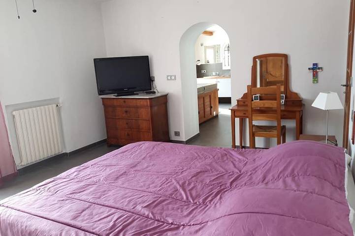 Location de vacances pour 4 personnes, avec terrasse ainsi que jardin et sauna à Tanneron - 4