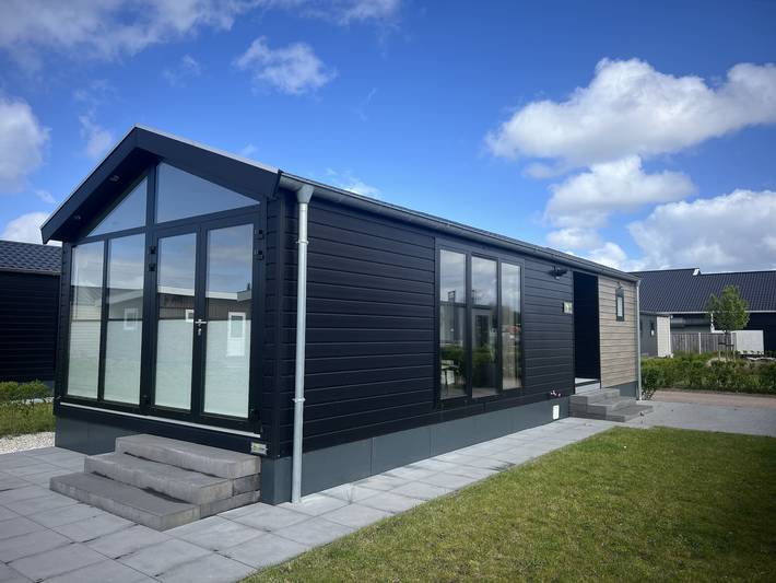 Ferienanlage für 4 Personen, mit Pool und Garten sowie Kinderpool und Sauna in Zeeland