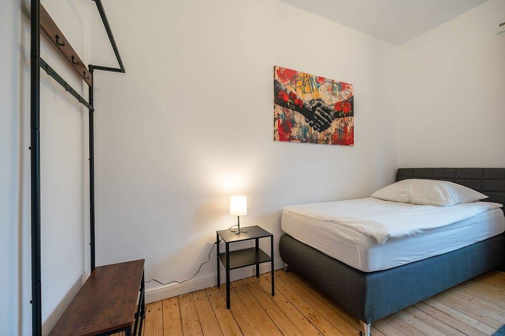 Apartamento entero, Alquiler-De Lujo-Baño Privado-Erdgeschoss in Bielefeld, Renania del Norte-Westfalia