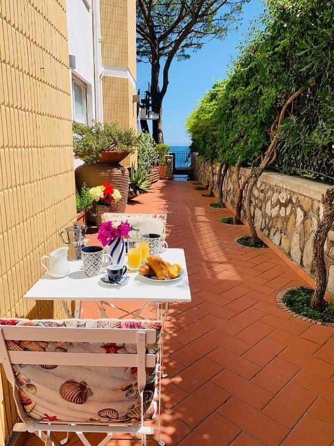 Appartamento per 2 persone, con panorama e balcone in Nerano