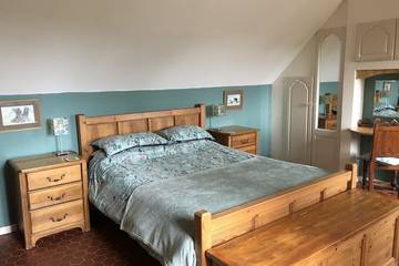 Location De Vacances pour 6 Personnes dans Saint-Jeanvrin, Saint-Amand-Montrond, Photo 1