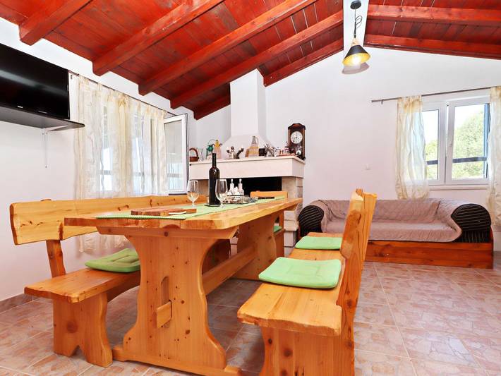 Vakantiehuis voor 3 personen, met zwembad en terras op Korcula