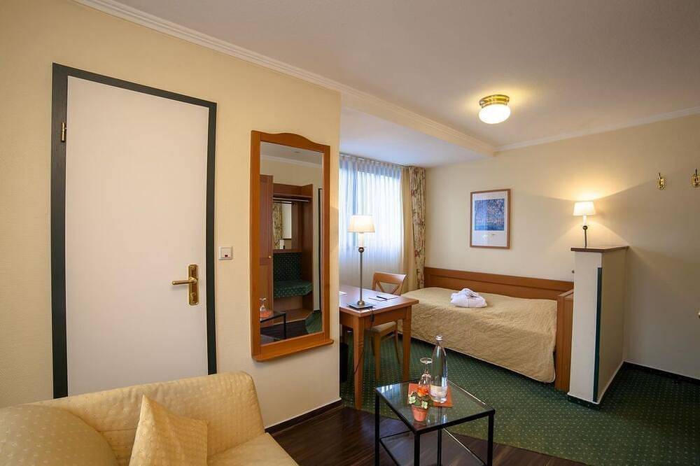 Einzelzimmer - Hotel zur Post Waldbreitbach in Waldbreitbach, Rheinland-Pfalz