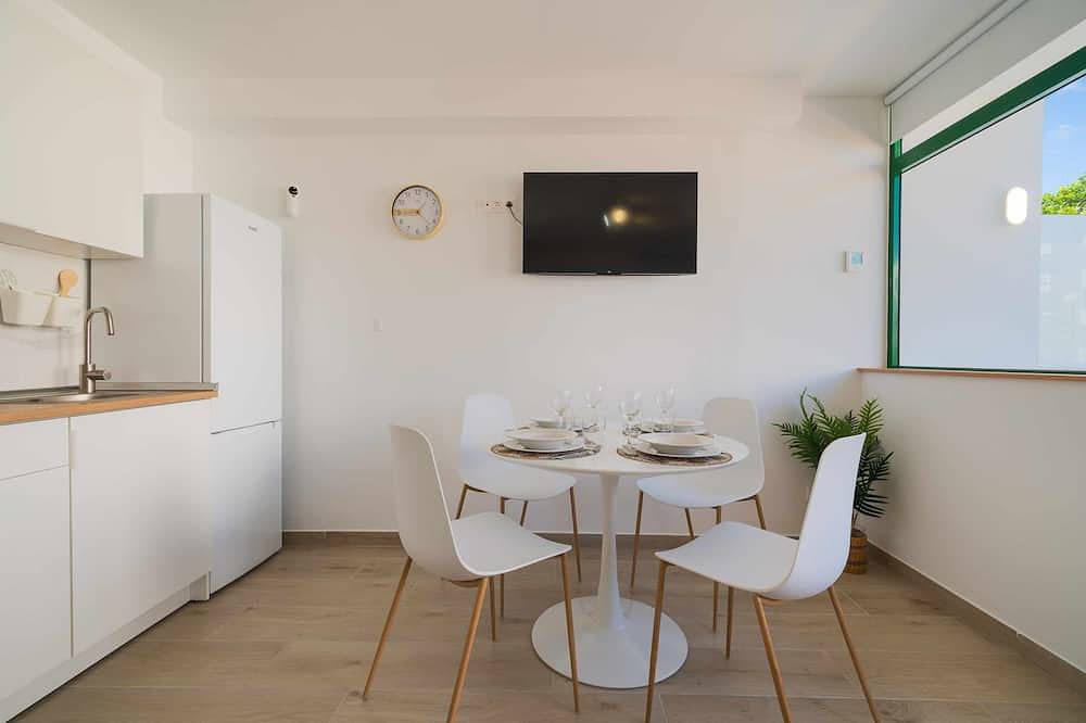 Entire apartment, Lanzahost \"Carmenes Comfort\" in Costa Teguise, Teguise