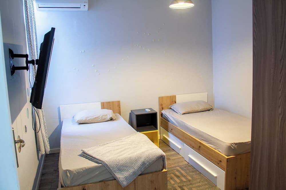 Ganze Wohnung, Stunning Beachfront Apt - Your Paradise Getaway in Naxxar, Insel Malta