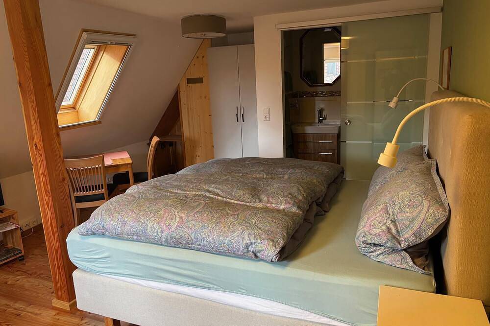 Ganze Wohnung, Helles Appartement mit Lärchenfussboden in Oettingen i.Bay., Bayerisch Schwaben