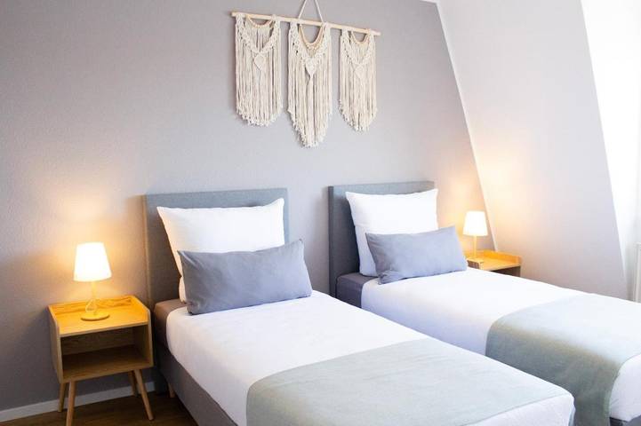 Ferienwohnung für 4 Personen, mit Balkon am Phantasialand - 2