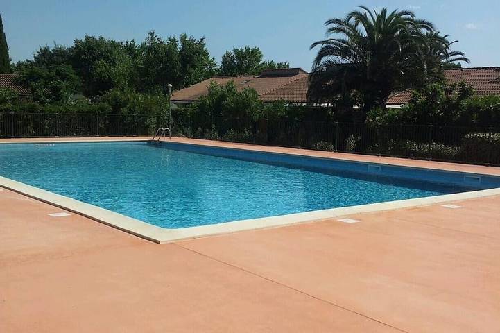 Gîte pour 2 personnes, avec piscine