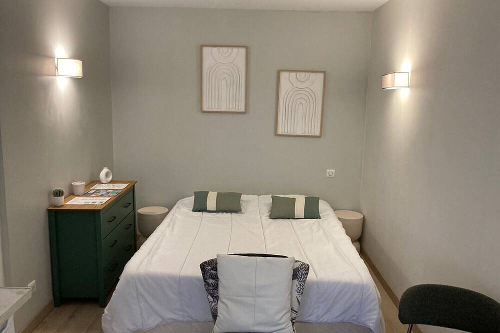 Entire apartment, Studio-Comfort-Ensuite with Bath in Ambleteuse, Boulogne-sur-Mer region