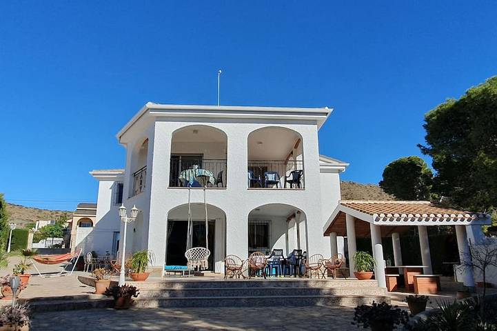 Casa de vacaciones para 9 personas, con jardín y terraza en La Azohía