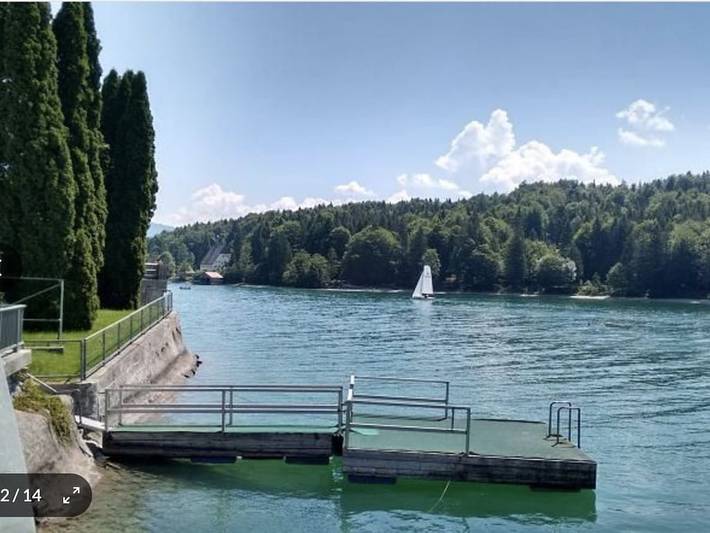 Ferienhaus für 4 Personen, mit Balkon und Pool sowie Sauna und Seeblick im Tölzer Land