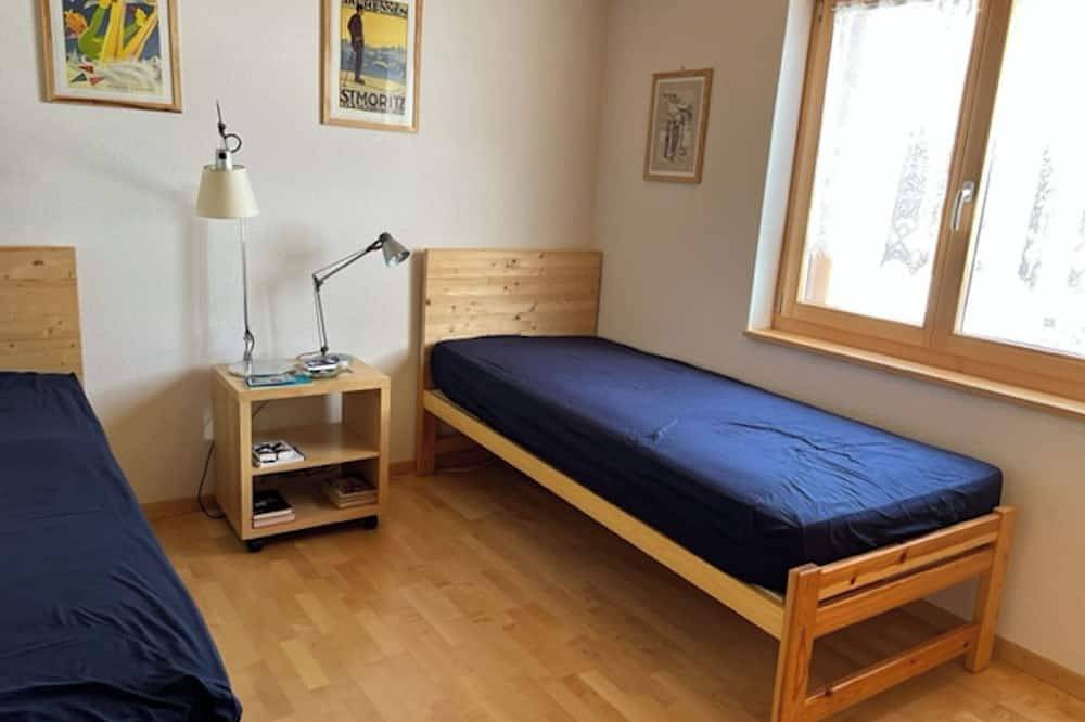 Ganze Wohnung, Frienwohnung Alpatli, Obersaxen-Miraniga, (Obersaxen). in Obersaxen, Obersaxen-Mundaun