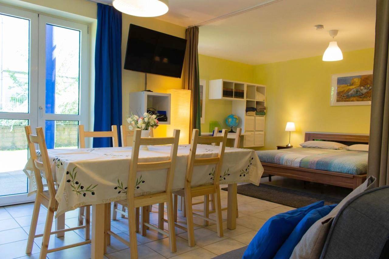 Ganze Wohnung, Wonderful Renovated Apartment With Great Location in Kaiserslautern, Saar-Nahe-Bergland