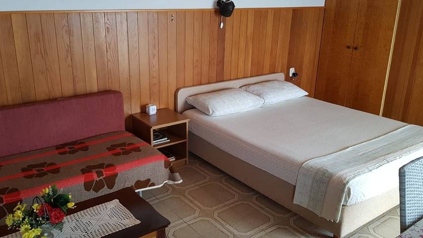 Studio für 4 Personen, mit Terrasse, mit Haustier in Pisak - 2