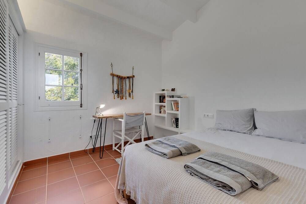 Holiday Home 'Binimares' with Sea View, Private Terrace and Wi-Fi in Torret de Baix, Sant Lluís