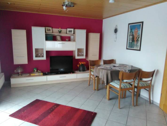Ferienwohnung für 4 Personen, mit Balkon in Daisendorf - 2