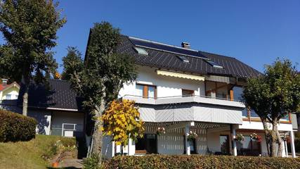 Ferienwohnung für 3 Personen, mit Garten und Pool sowie Balkon in Kniebis