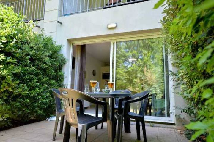 Ferienwohnung für 2 Personen, mit Pool am Canal du Midi