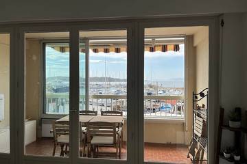 Gîte pour 4 personnes, avec balcon dans Port du Brusc