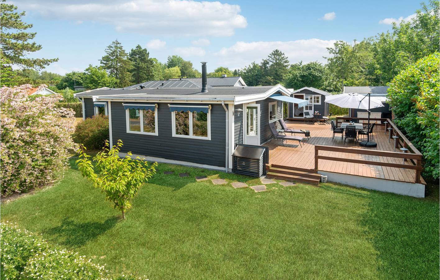 Holiday home for 7 people with terrace in Kulhuse, Frederikssund Region