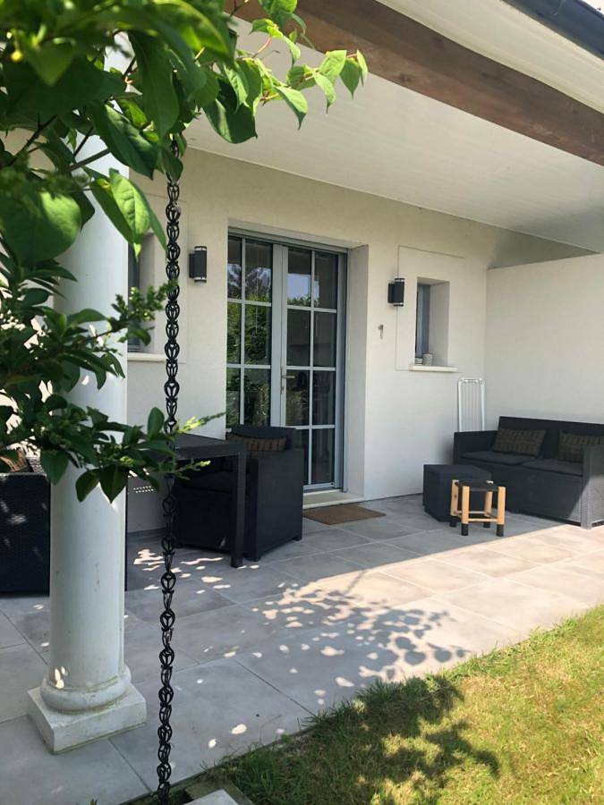 Appartement entier, Studio Apartment in Honfleur, Région de Lisieux