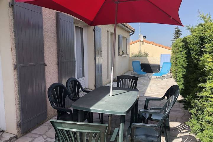 Appartement de vacances pour 6 personnes, avec jardin
