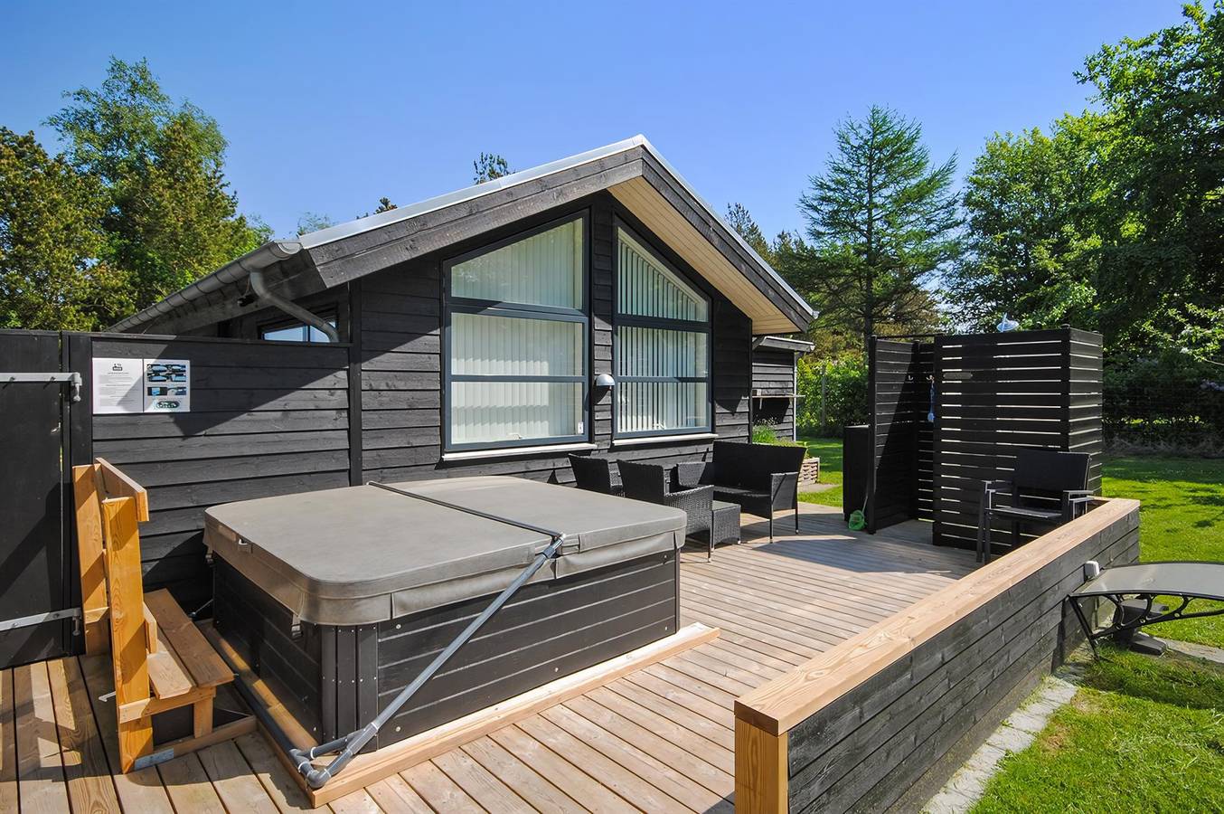 Awesome home in Roslev w/ Sauna, Wifi and Indoor swimming pool in Åsted, Limfjord in Westjütland