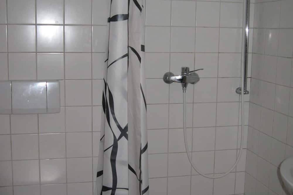 In ruhiger Dorfrandlage auf zauberhaftem Garten- und Waldgrundstück in Luckau (Wendland), Landkreis Lüchow-Dannenberg