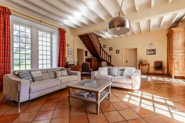 Maison De Vacances pour 12 Personnes dans Villeneuve-sur-Lot, Région de Villeneuve-sur-Lot, Photo 1