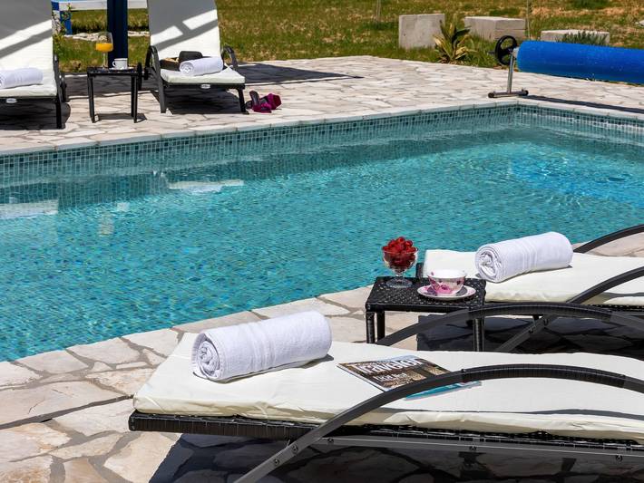 Ferienhaus für 6 Personen, mit Terrasse und Garten in Zaostrog