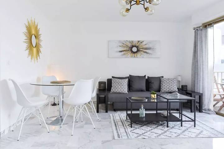 Gîte pour 4 personnes, avec terrasse dans Port du Mourre-Rouge - 2