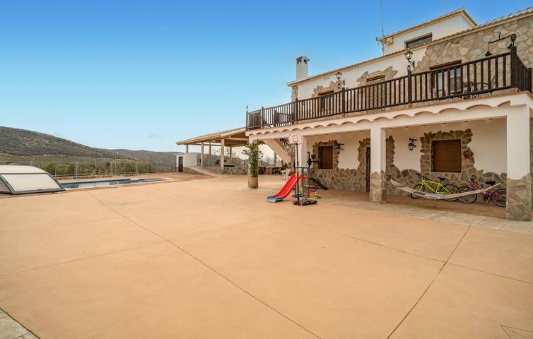 Encantador Apartamento con Piscina y AA a 2km de Algarinejo in Algarinejo, Provincia de Granada