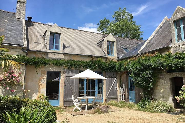 Location de vacances pour 6 personnes, avec terrasse et jardin dans Plage Langoz