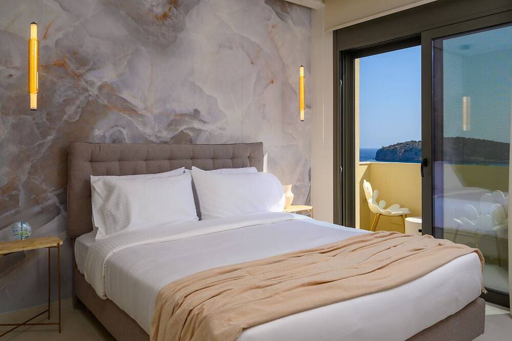 Kalos Luxury Homes, Beach Loft Iii Sea View Private Jacuzzi in Ίστρον, Lasithi