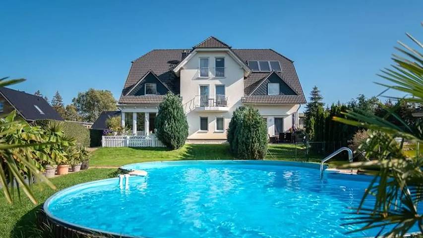 Ferienwohnung für 4 Personen, mit Garten und Pool sowie Whirlpool - 1