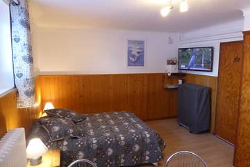 Gîte pour 2 personnes, avec jardin, animaux acceptés à Megève