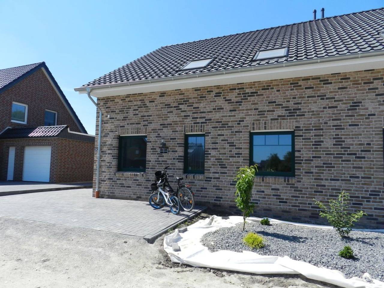 In Burhave mit Kleinem Garten in Burhave, Butjadingen