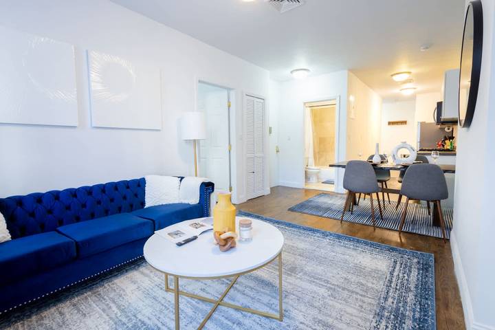 Apartment for 6 people, with pets in Upper East Side