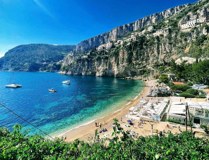 Gîte pour 4 personnes, avec balcon et vue dans Plage Mala Cap D Ail