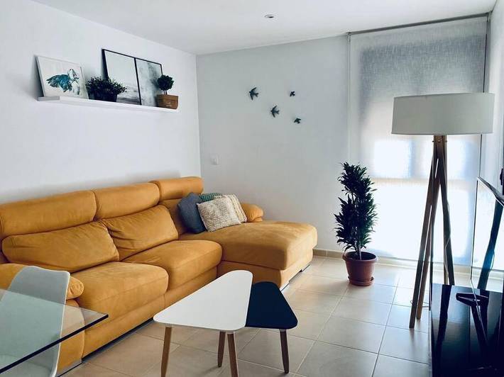 Apartamento de vacaciones para 4 personas, con piscina y jardín además de vistas y terraza - 1