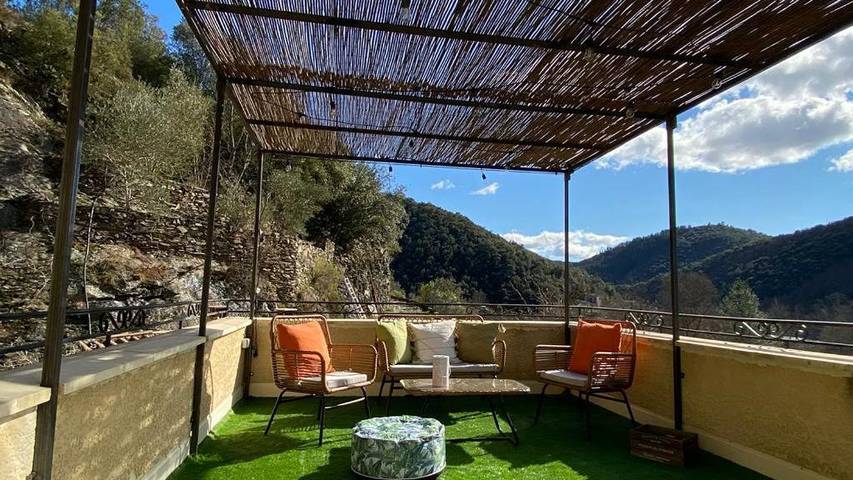 Location de vacances pour 4 personnes, avec vue et jardin à Saint-André-de-Majencoules - 3