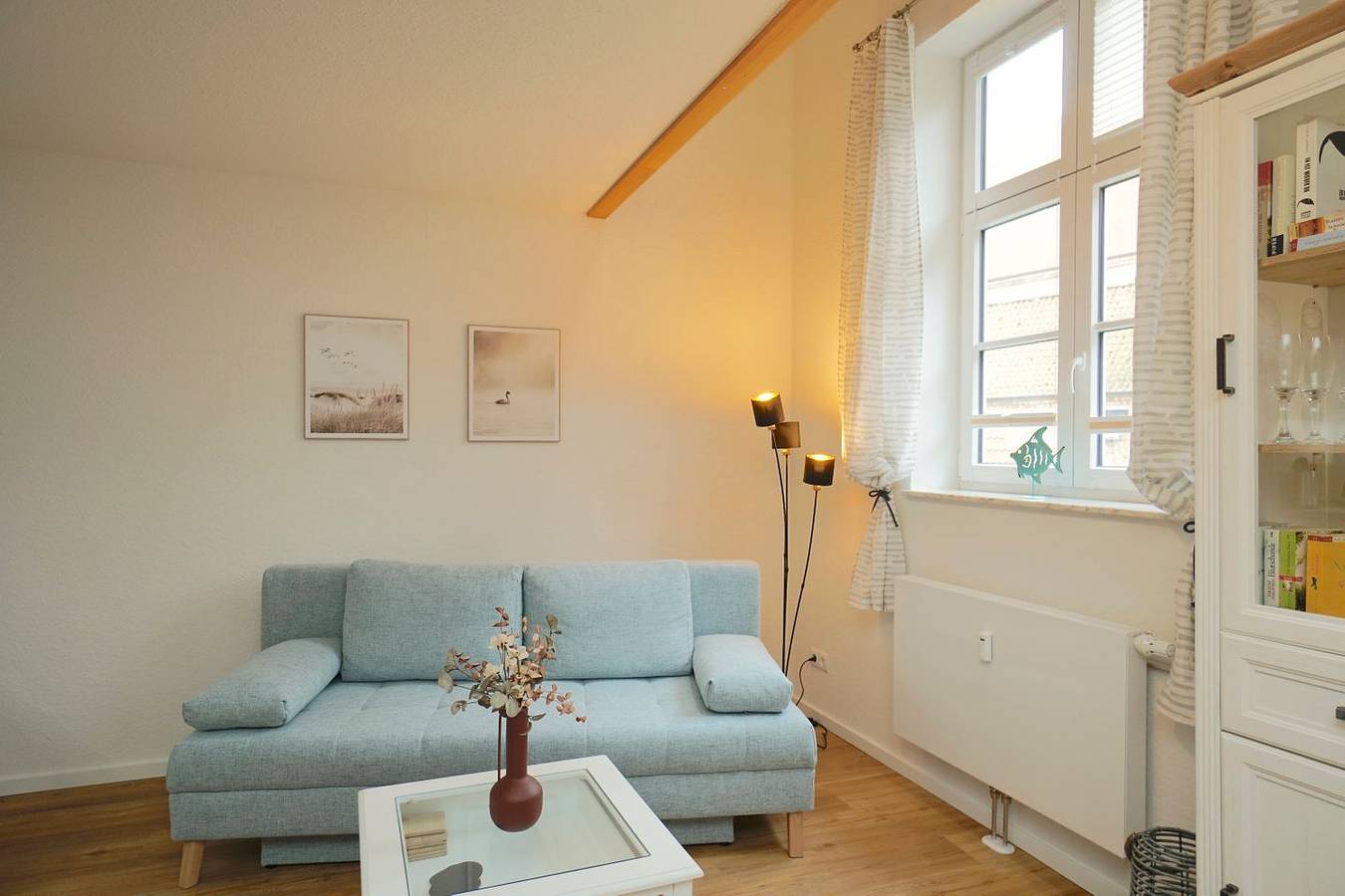 Ganze Wohnung, Ferienwohnung für bis zu drei Personen mit Blick auf den Schleswiger Dom in Schleswig, Schleswig & Umgebung