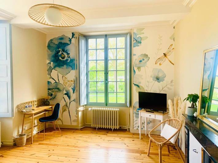 Chambre d’hôte pour 4 personnes, avec jardin et vue ainsi que terrasse et piscine à La Flèche - 2