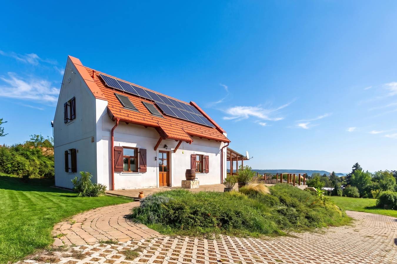 Balaton View From Almadi with Terrace & Garden in Balatonalmádi, Northern Shore of Lake Balaton