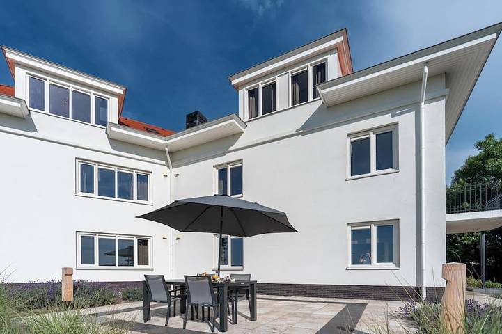 Ferienhaus für 4 Personen, mit Whirlpool und Garten in Noordwijk