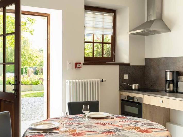 Location de vacances pour 3 personnes, avec Terrasse et Jardin à Crépon (Calvados)